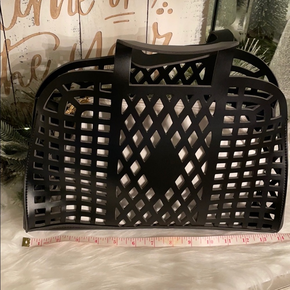 Vegan leather Handbag - Picture 3 of 8